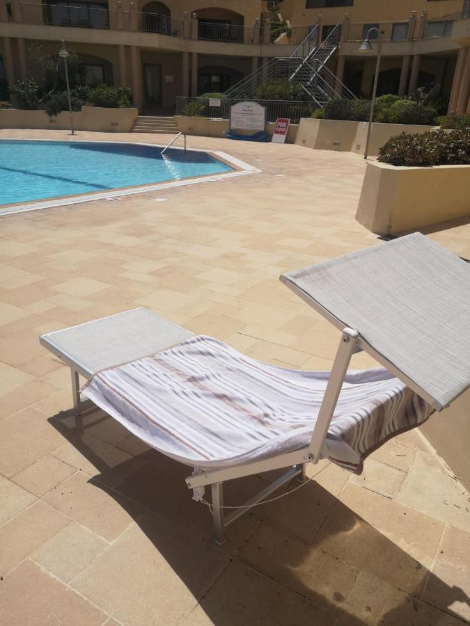 Spacious Luxurious Apartment With Seaview Mellieħa Exteriör bild